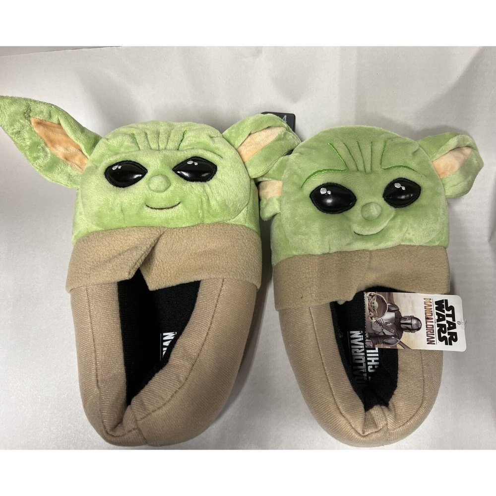 Disney Mandalorian Baby Yoda Star Wars Toddler Kids Slippers Size 4-5 NWT Grogu